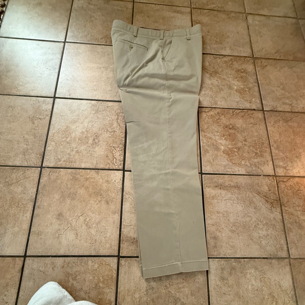 Lee Men's Khaki Chinos
